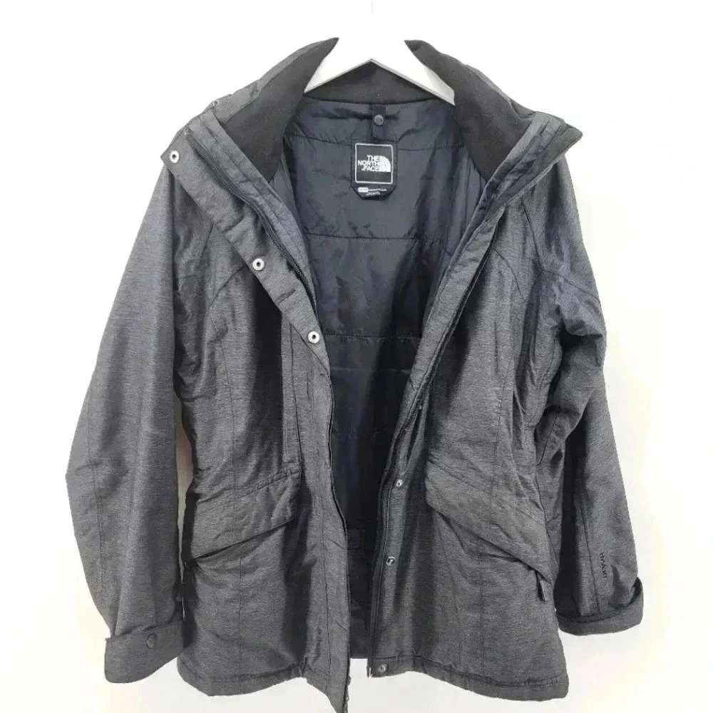 NORTH FACE WINTER  JACKET